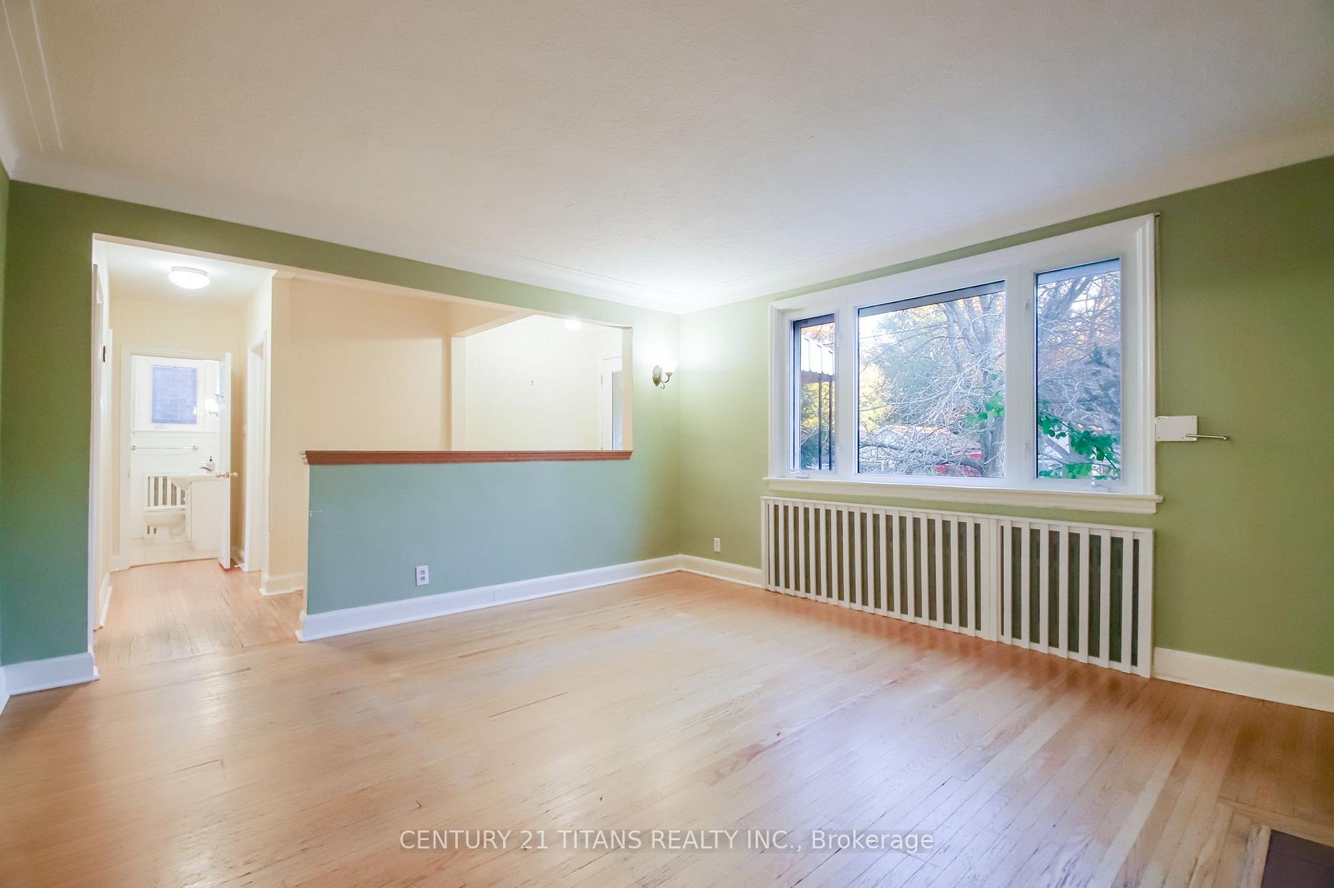 Photo 15 of 172 Phyllis Avenue, Scarborough, Cliffcrest — HOMEH
