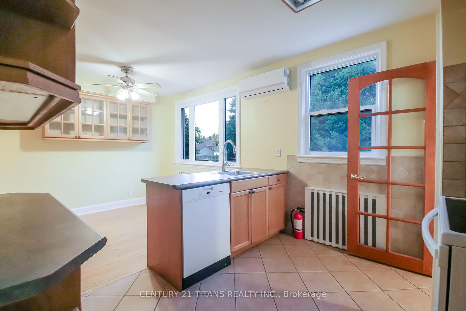 Photo 22 of 172 Phyllis Avenue, Scarborough, Cliffcrest — HOMEH