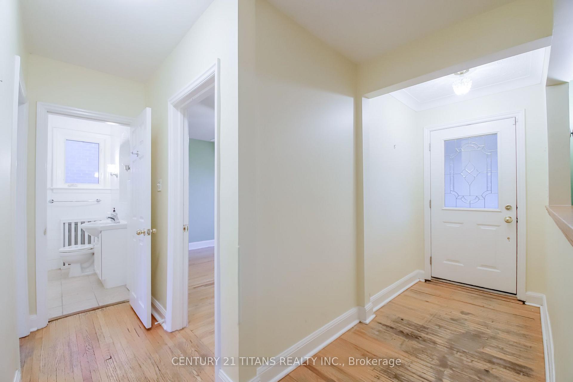 Photo 24 of 172 Phyllis Avenue, Scarborough, Cliffcrest — HOMEH