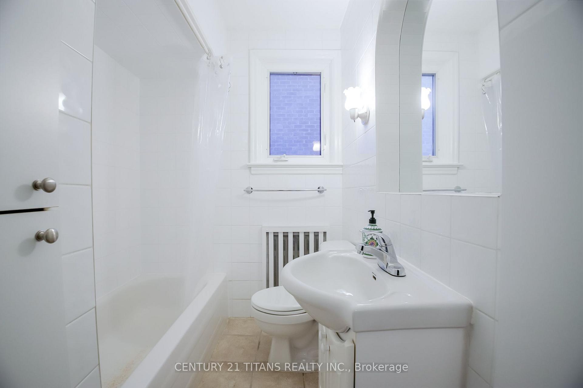 Photo 27 of 172 Phyllis Avenue, Scarborough, Cliffcrest — HOMEH