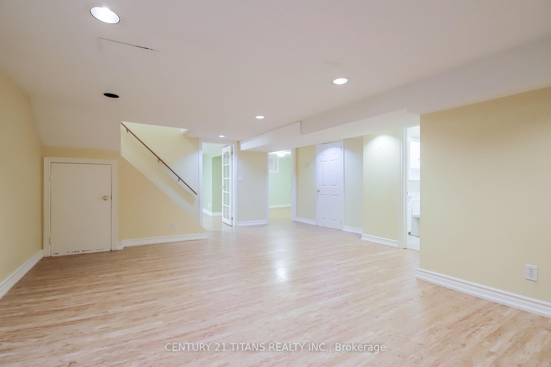 Photo 33 of 172 Phyllis Avenue, Scarborough, Cliffcrest — HOMEH