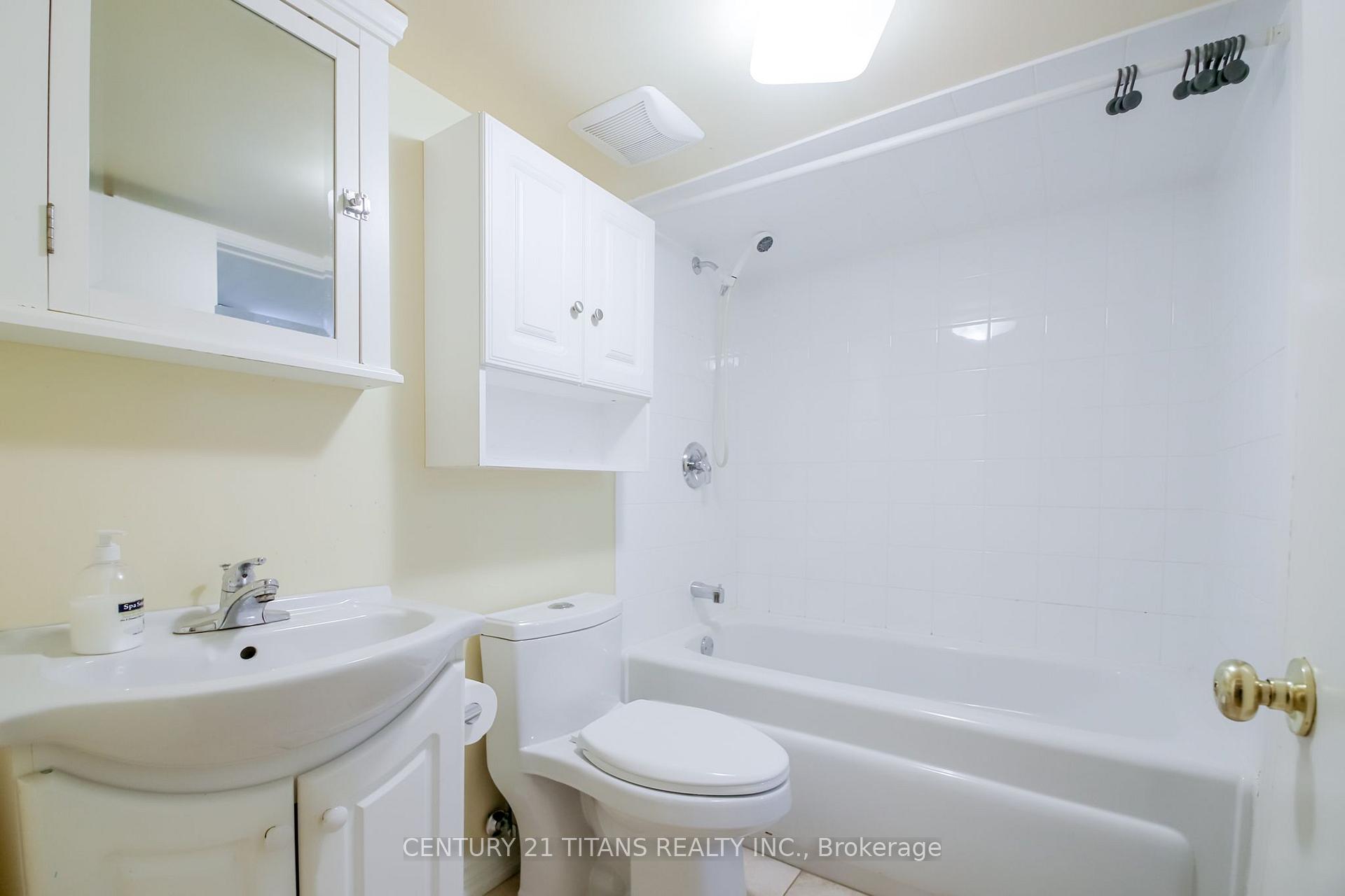 Photo 34 of 172 Phyllis Avenue, Scarborough, Cliffcrest — HOMEH