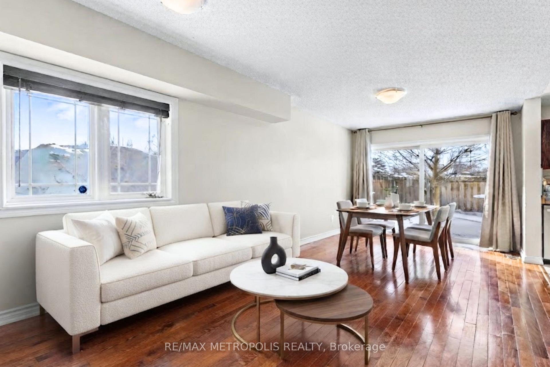 Photo 4 of Unit 57, 25 Southwoods Crescent, Barrie, Holly — HOMEH