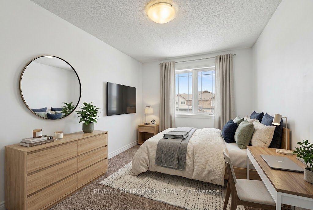 Photo 10 of Unit 57, 25 Southwoods Crescent, Barrie, Holly — HOMEH