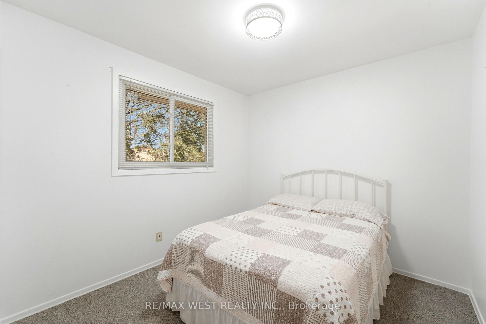 Photo 9 of 1380 Queen's Boulevard, Kitchener, Forest Hill — HOMEH