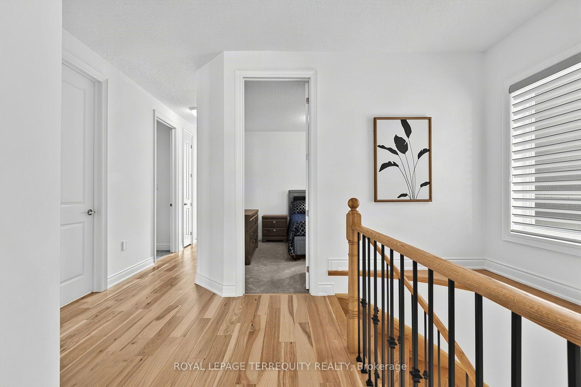 Photo 18 of 9 Kiernan Crescent N, New Tecumseth, Alliston — HOMEH