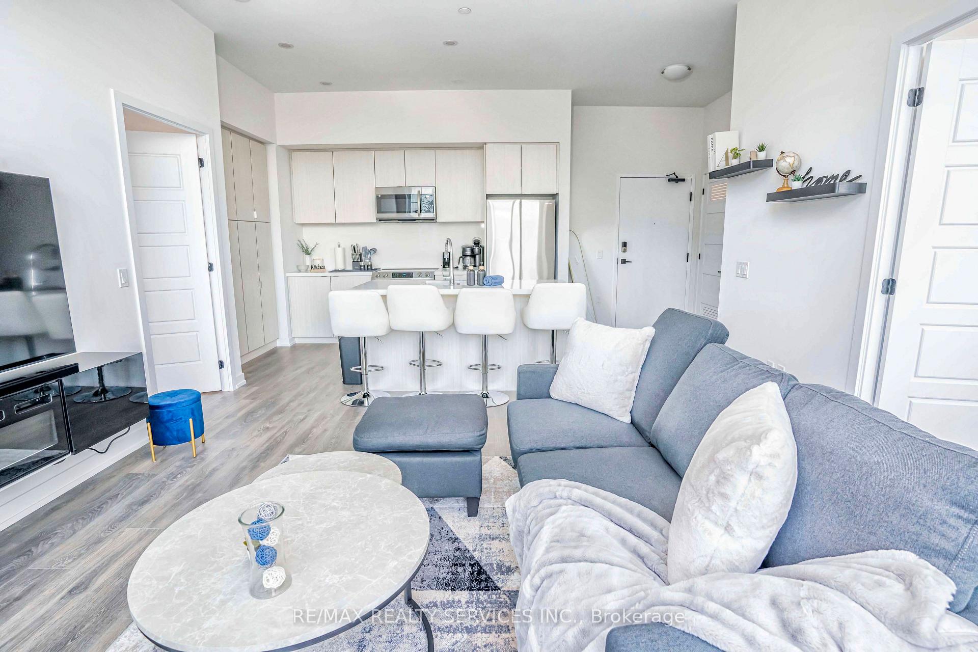 Photo 9 of Unit 403, 415 Sea Ray Avenue, Innisfil, Rural Innisfil — HOMEH