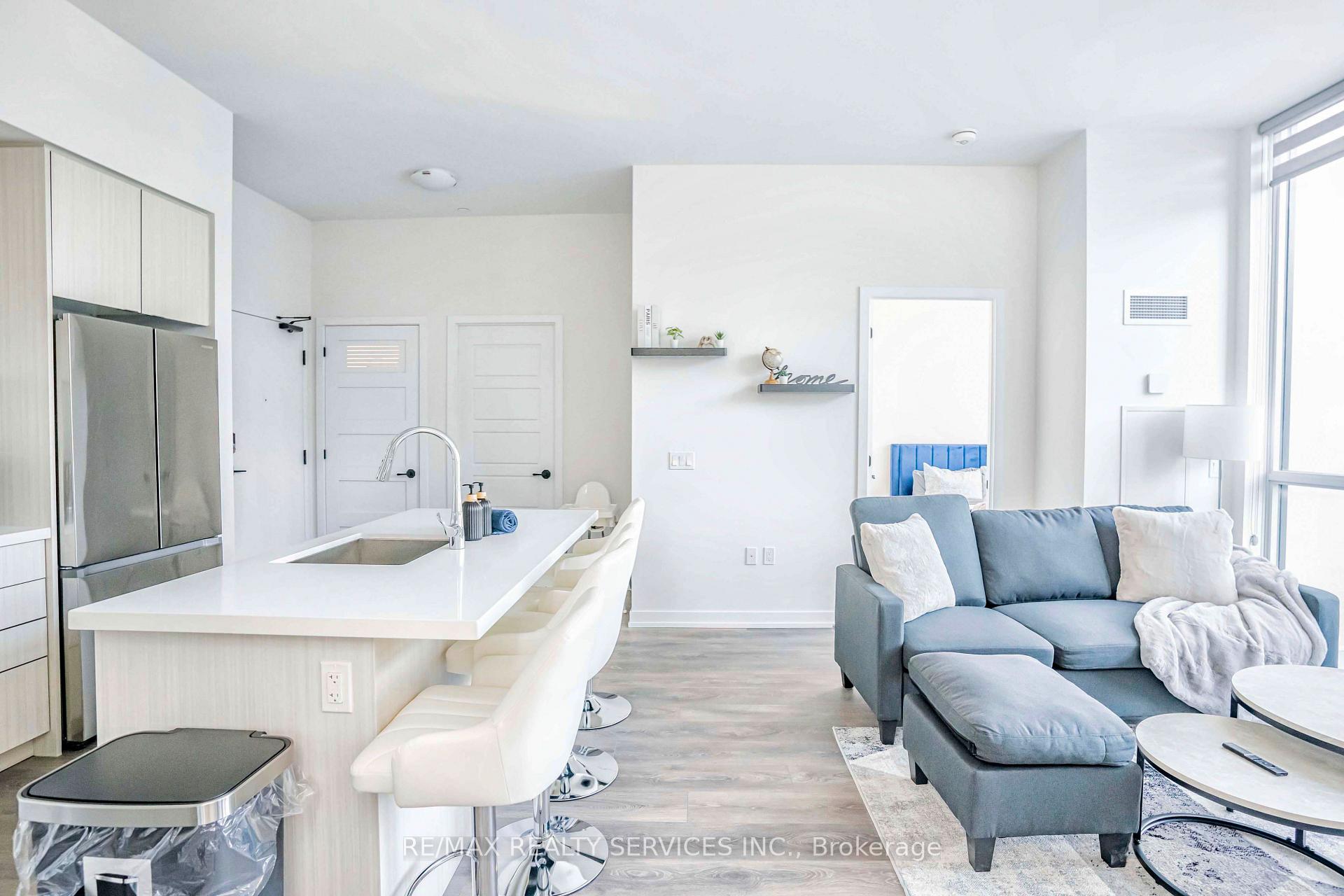 Photo 19 of Unit 403, 415 Sea Ray Avenue, Innisfil, Rural Innisfil — HOMEH
