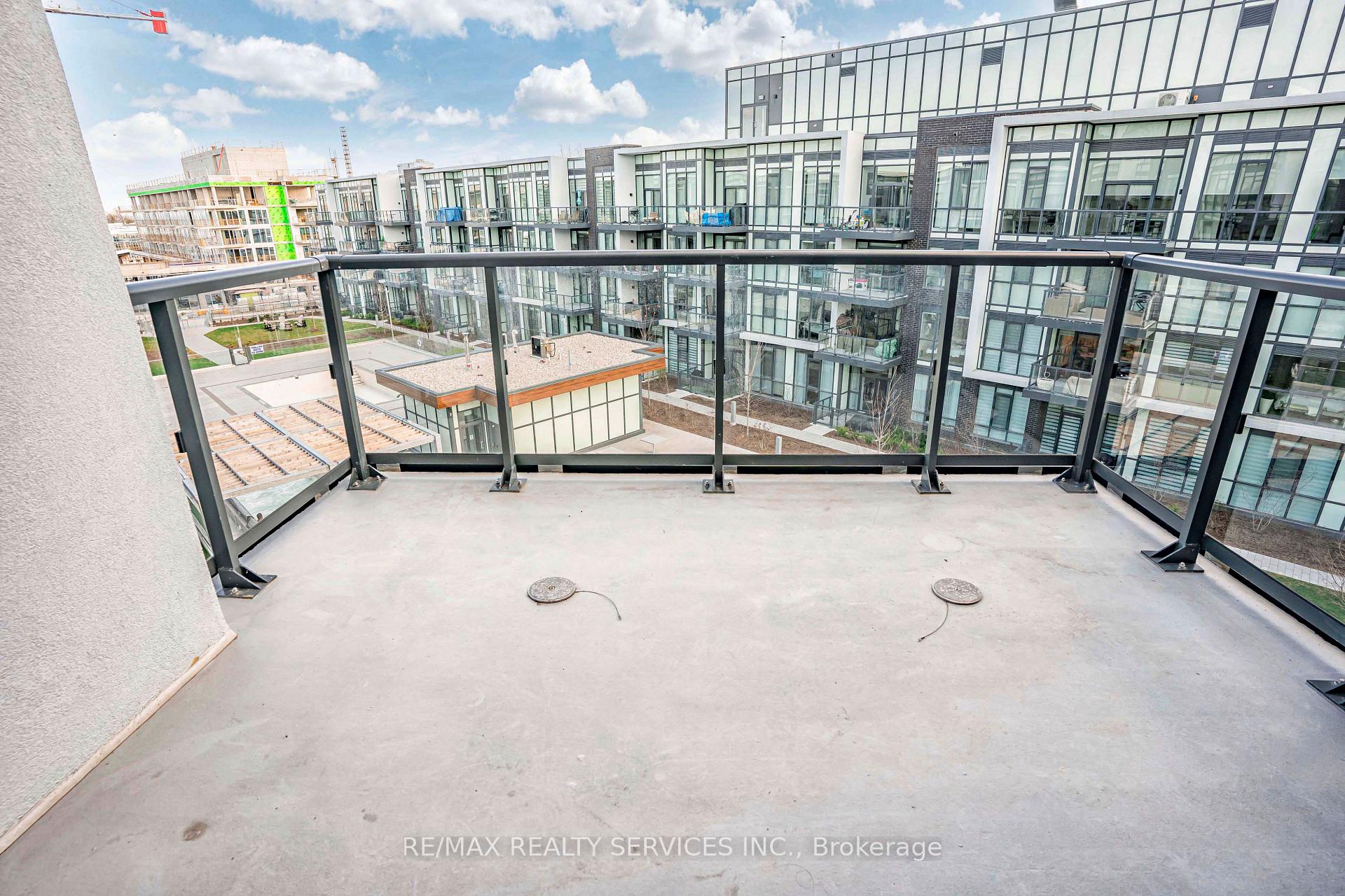 Photo 22 of Unit 403, 415 Sea Ray Avenue, Innisfil, Rural Innisfil — HOMEH