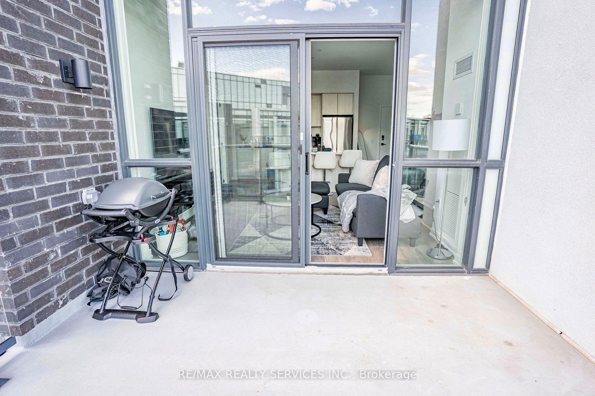 Photo 23 of Unit 403, 415 Sea Ray Avenue, Innisfil, Rural Innisfil — HOMEH