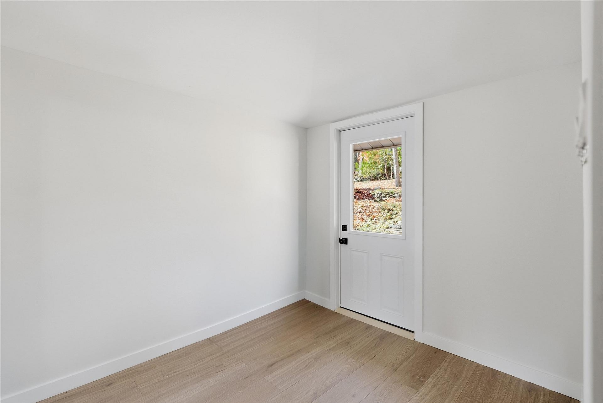 Photo 3 of 147 Shannon Road, Sault Ste Marie, Ward 1 — HOMEH