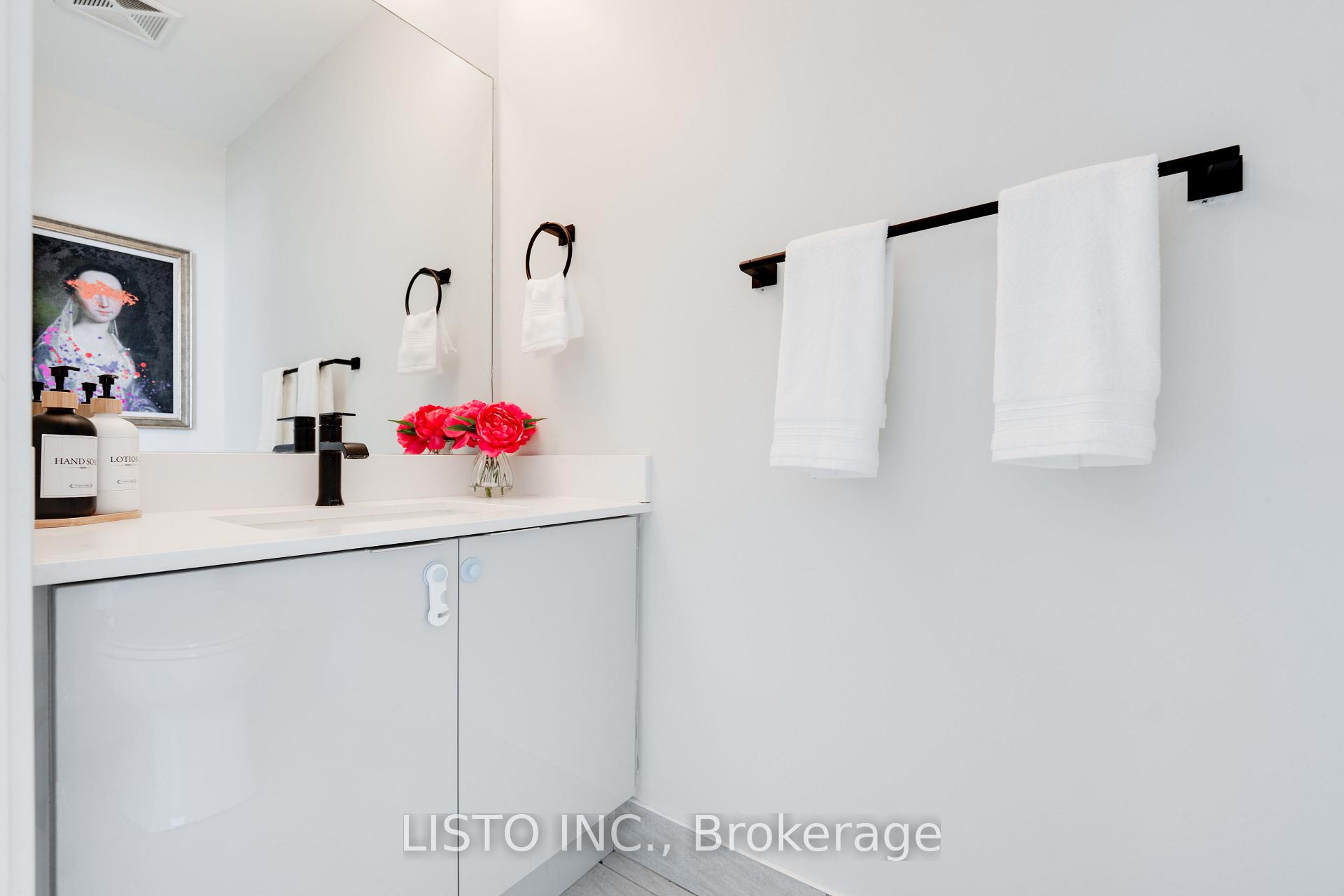Photo 16 of 2908 Highway 7 Road, Vaughan, Concord — HOMEH