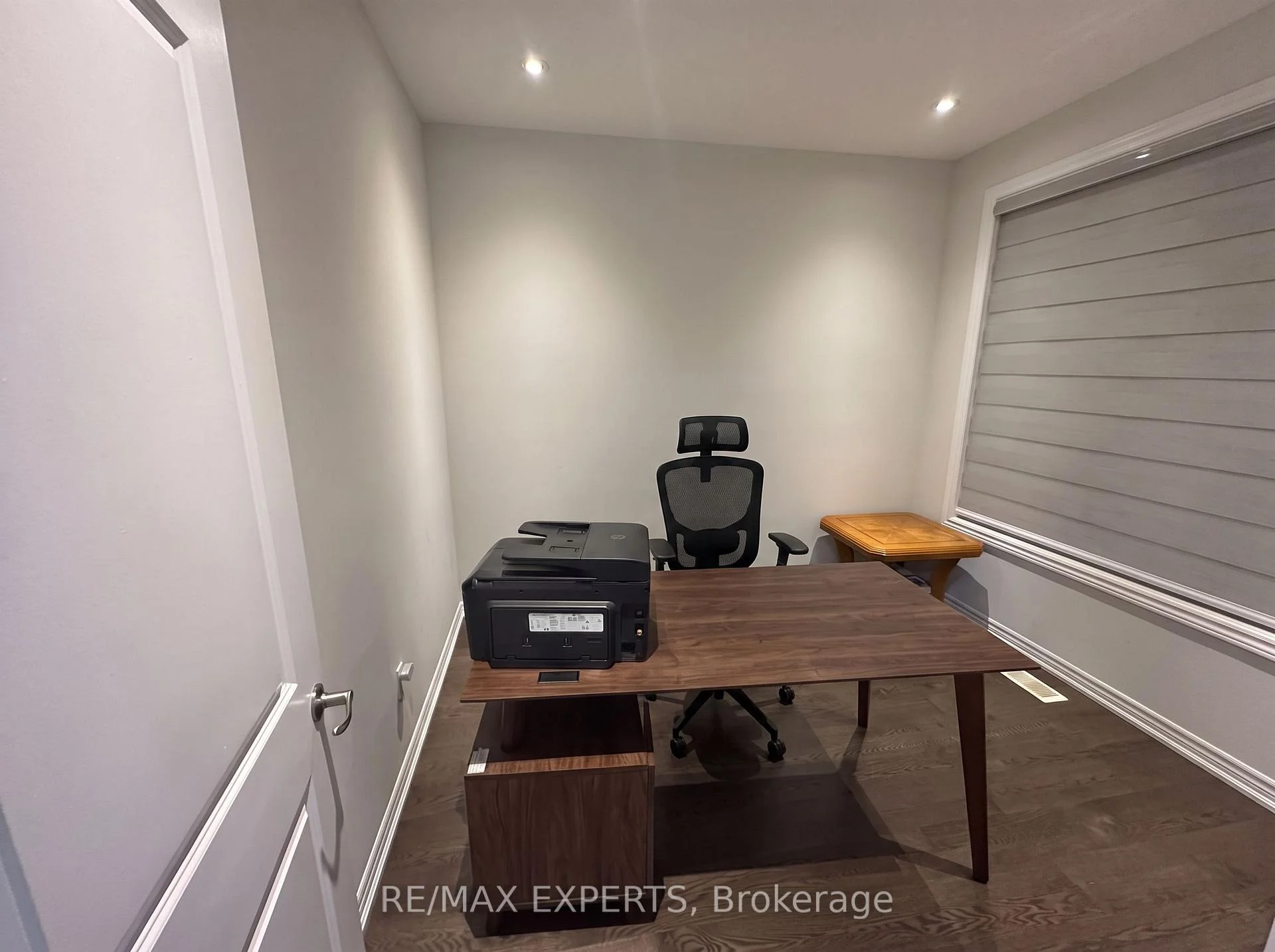 Photo 5 of 25 Hawtrey Road, Brampton, Northwest Brampton — HOMEH