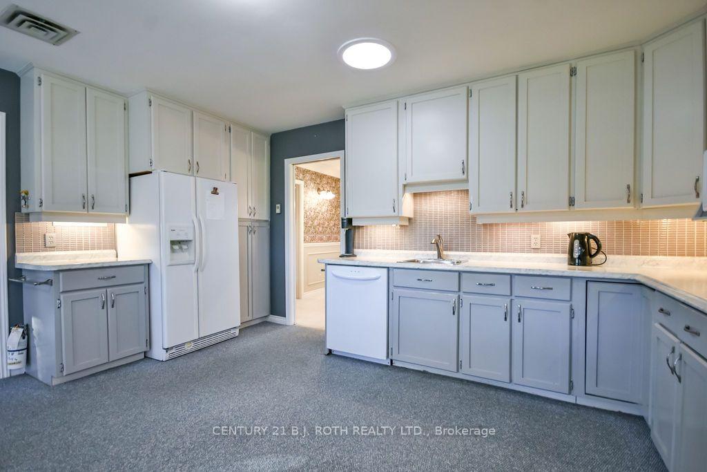 Photo 15 of 677 Broadview Avenue, Orillia — HOMEH