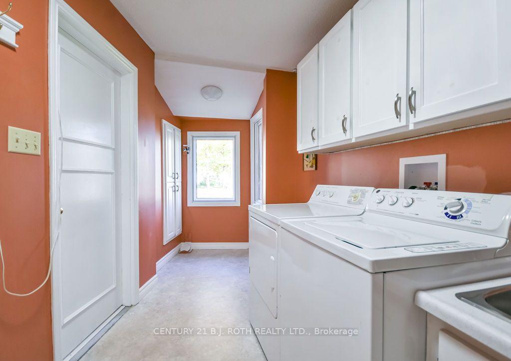 Photo 25 of 677 Broadview Avenue, Orillia — HOMEH