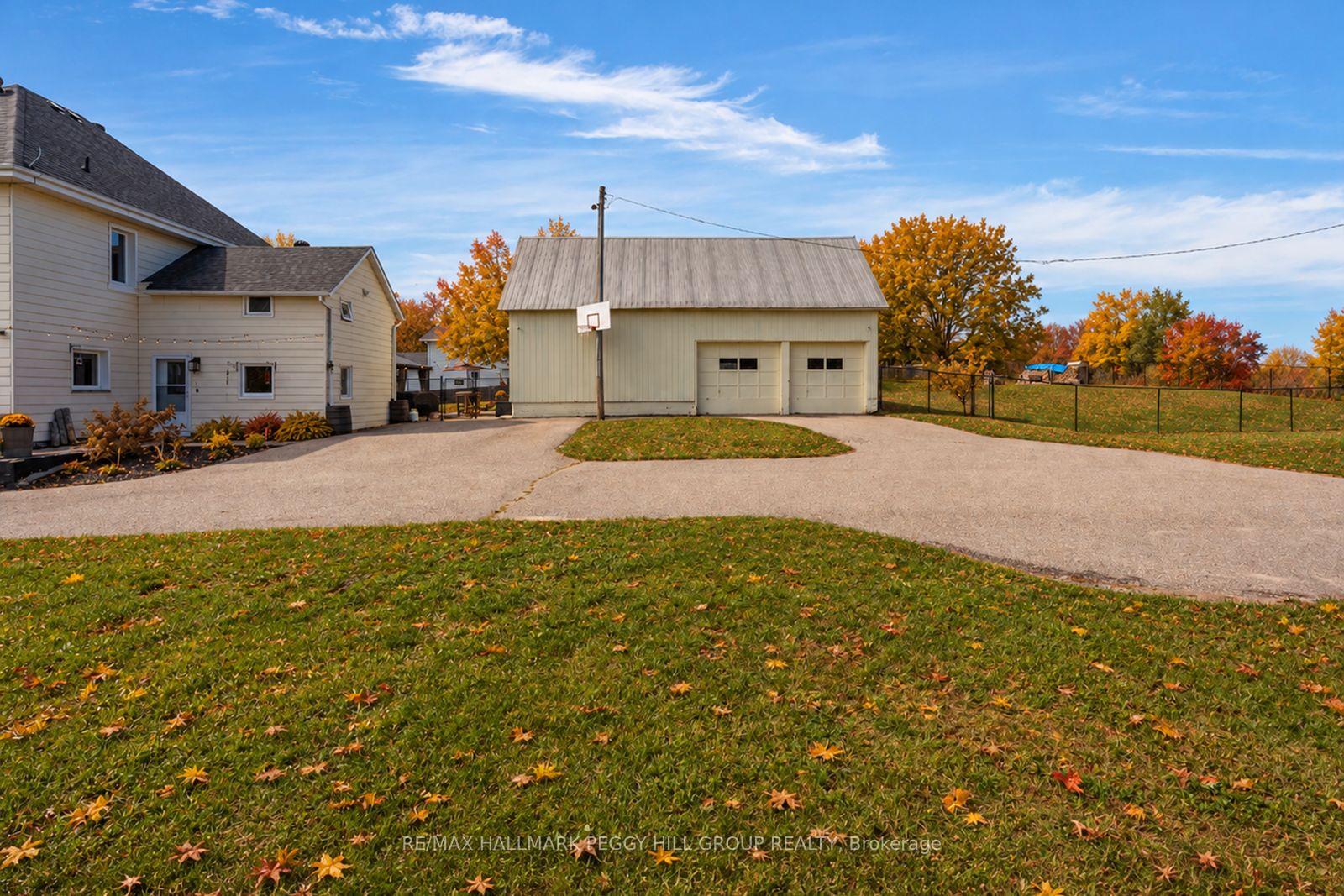 Photo 3 of 312 Lafontaine Road W, Tiny, Rural Tiny — HOMEH
