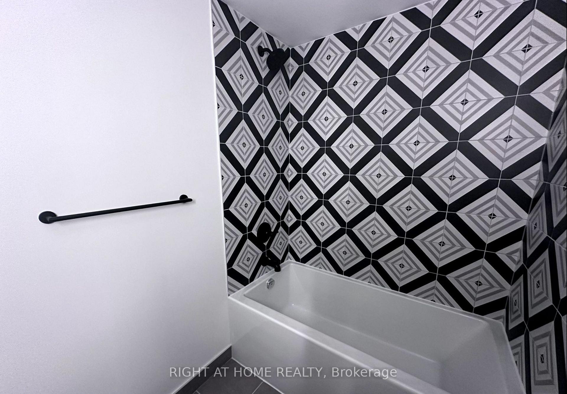 Photo 8 of Unit 301, 5 Lakeview Avenue, Toronto, Trinity-Bellwoods — HOMEH
