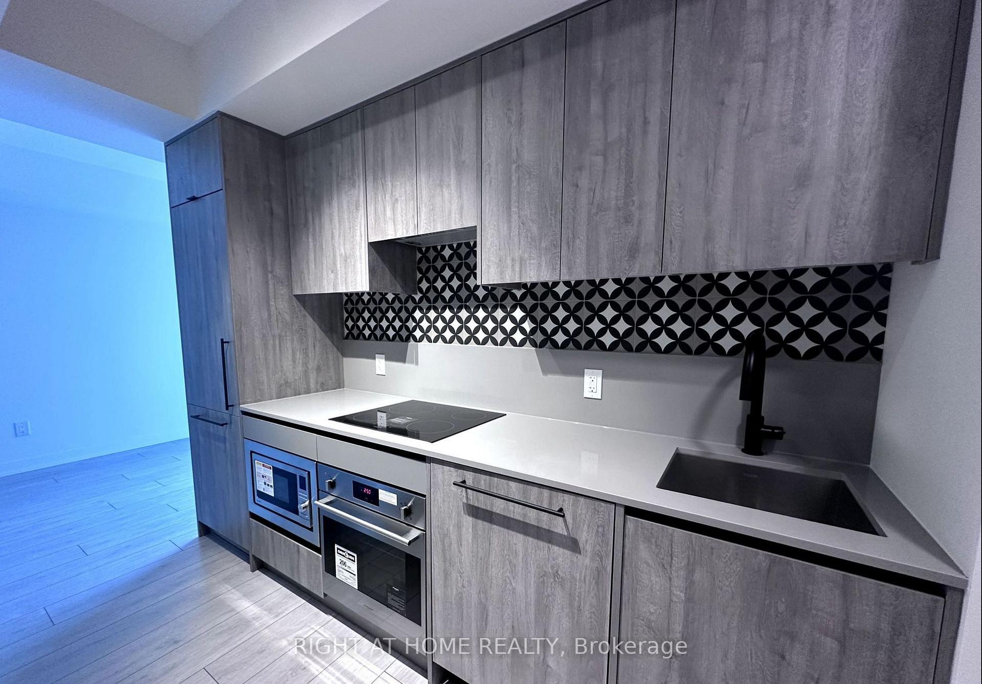 Photo 11 of Unit 301, 5 Lakeview Avenue, Toronto, Trinity-Bellwoods — HOMEH