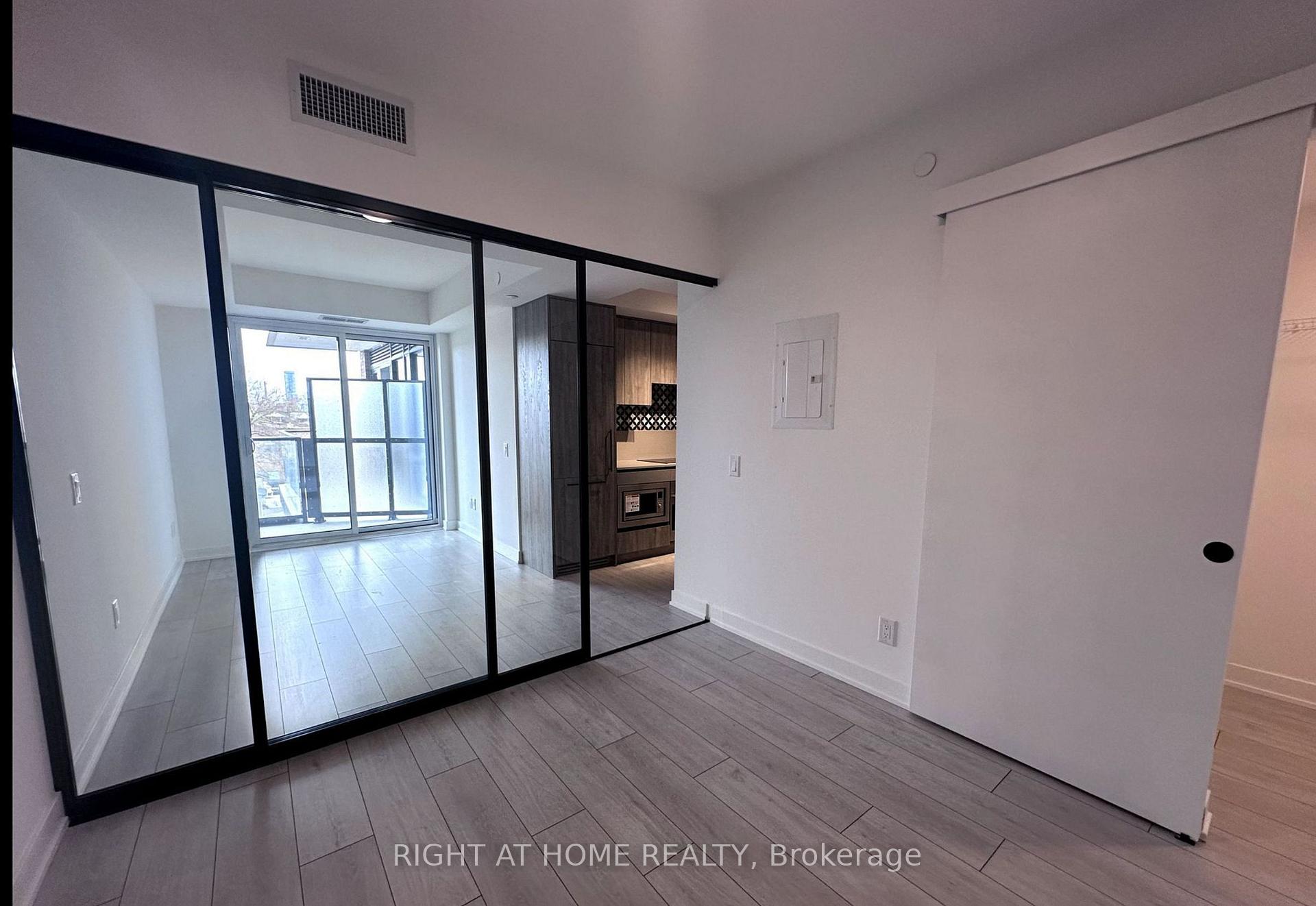 Photo 17 of Unit 301, 5 Lakeview Avenue, Toronto, Trinity-Bellwoods — HOMEH