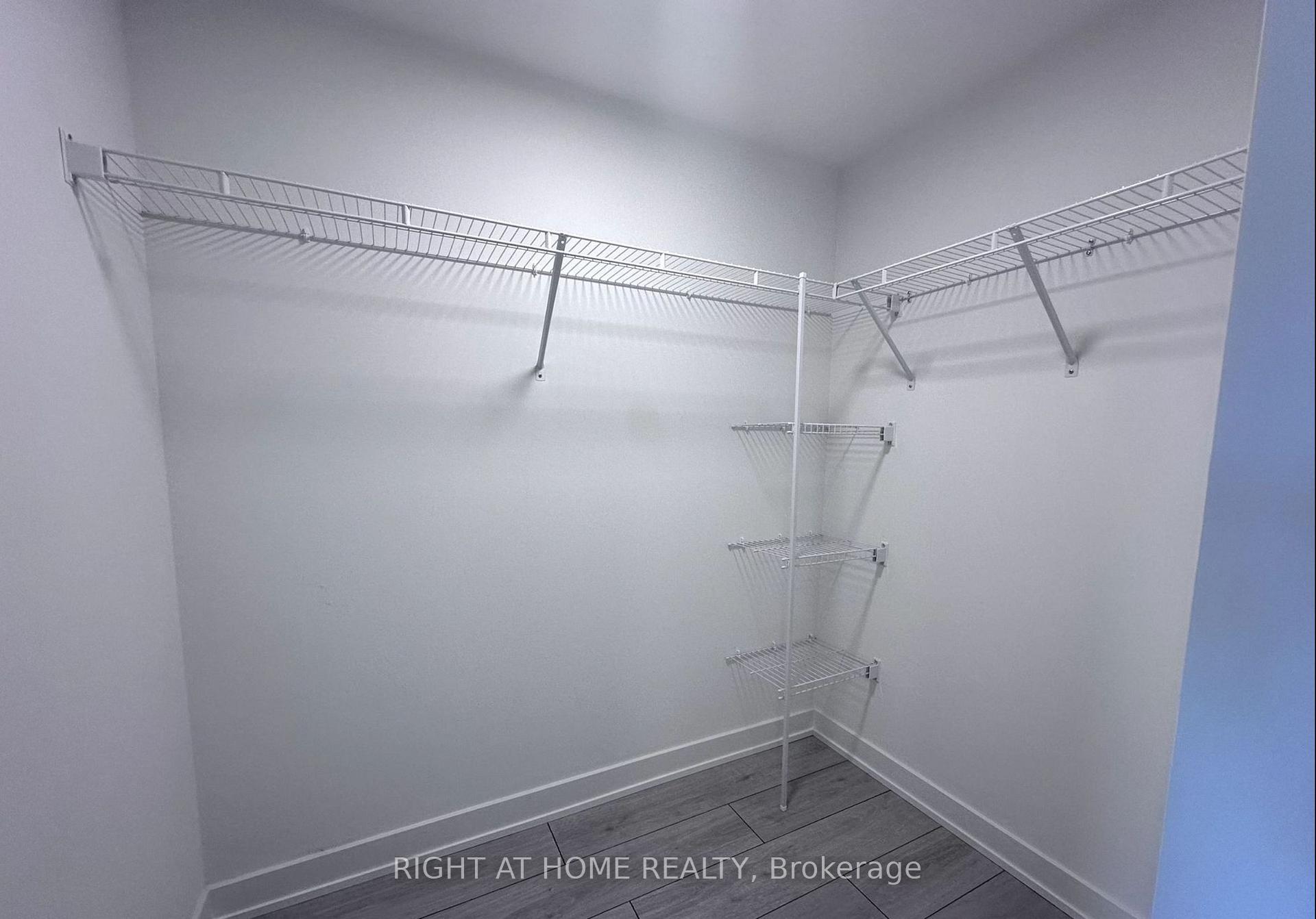 Photo 18 of Unit 301, 5 Lakeview Avenue, Toronto, Trinity-Bellwoods — HOMEH