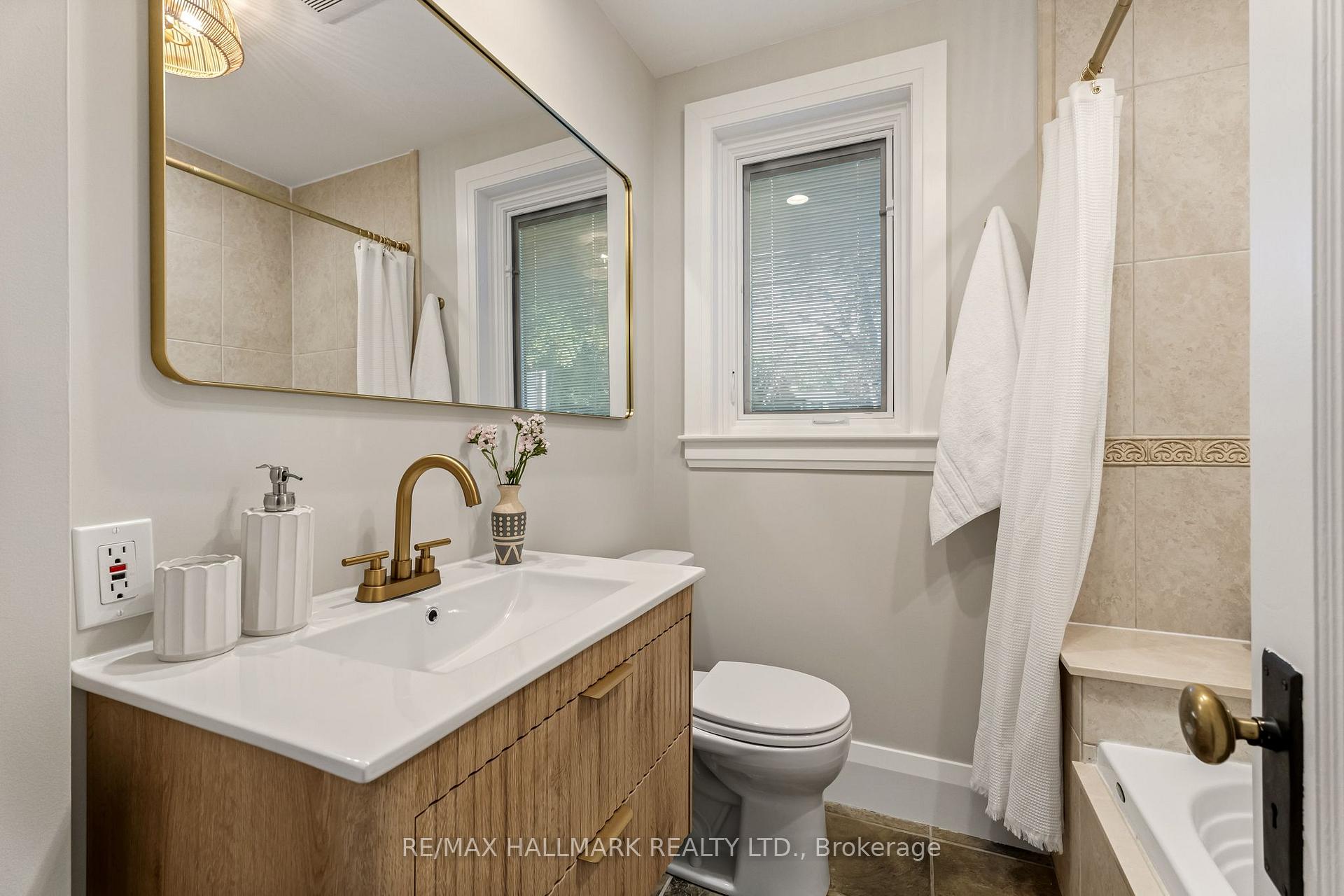 Photo 29 of 132 Duvernet Avenue, Toronto, East End-Danforth — HOMEH
