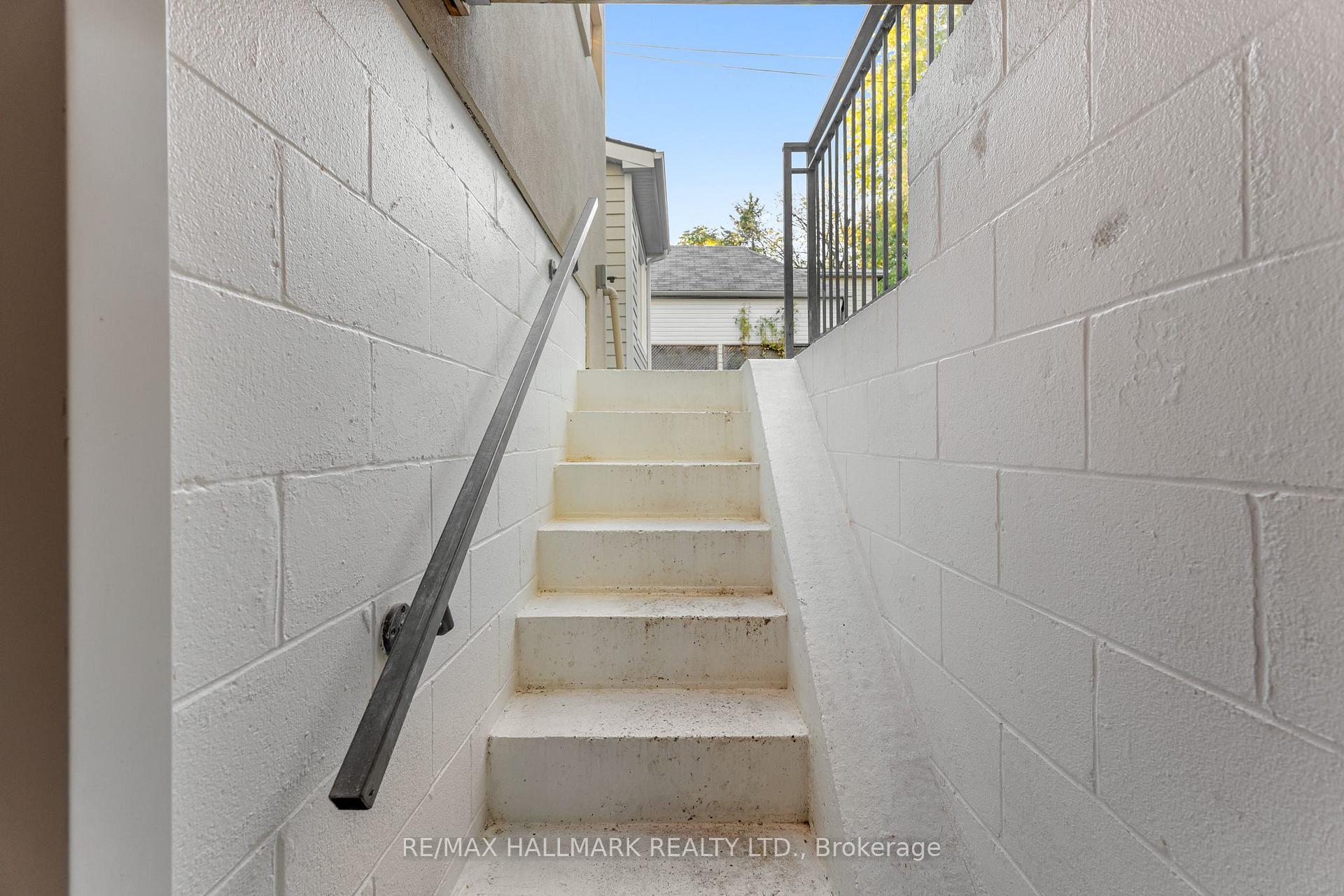 Photo 36 of 132 Duvernet Avenue, Toronto, East End-Danforth — HOMEH