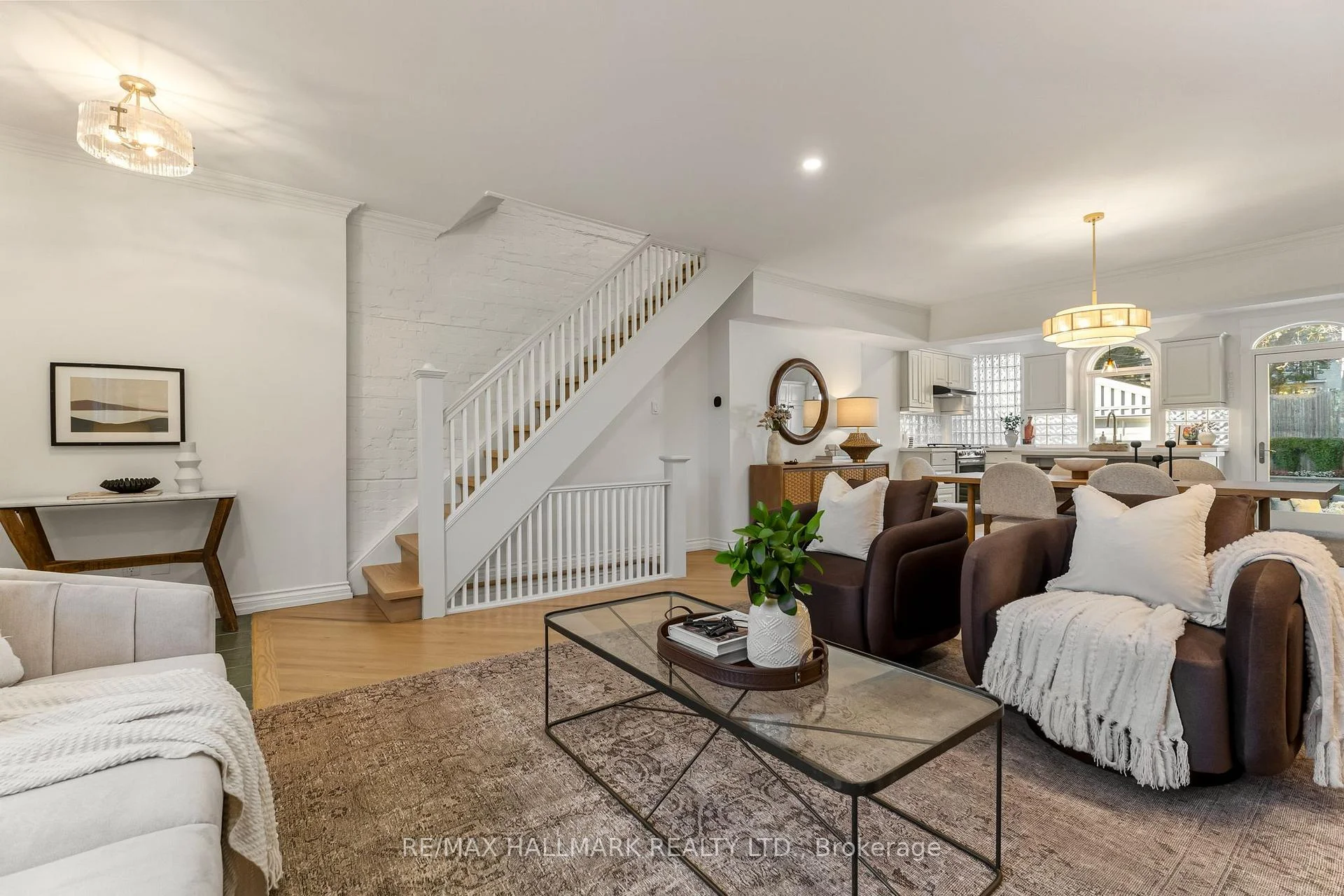 Photo 8 of 132 Duvernet Avenue, Toronto, East End-Danforth — HOMEH