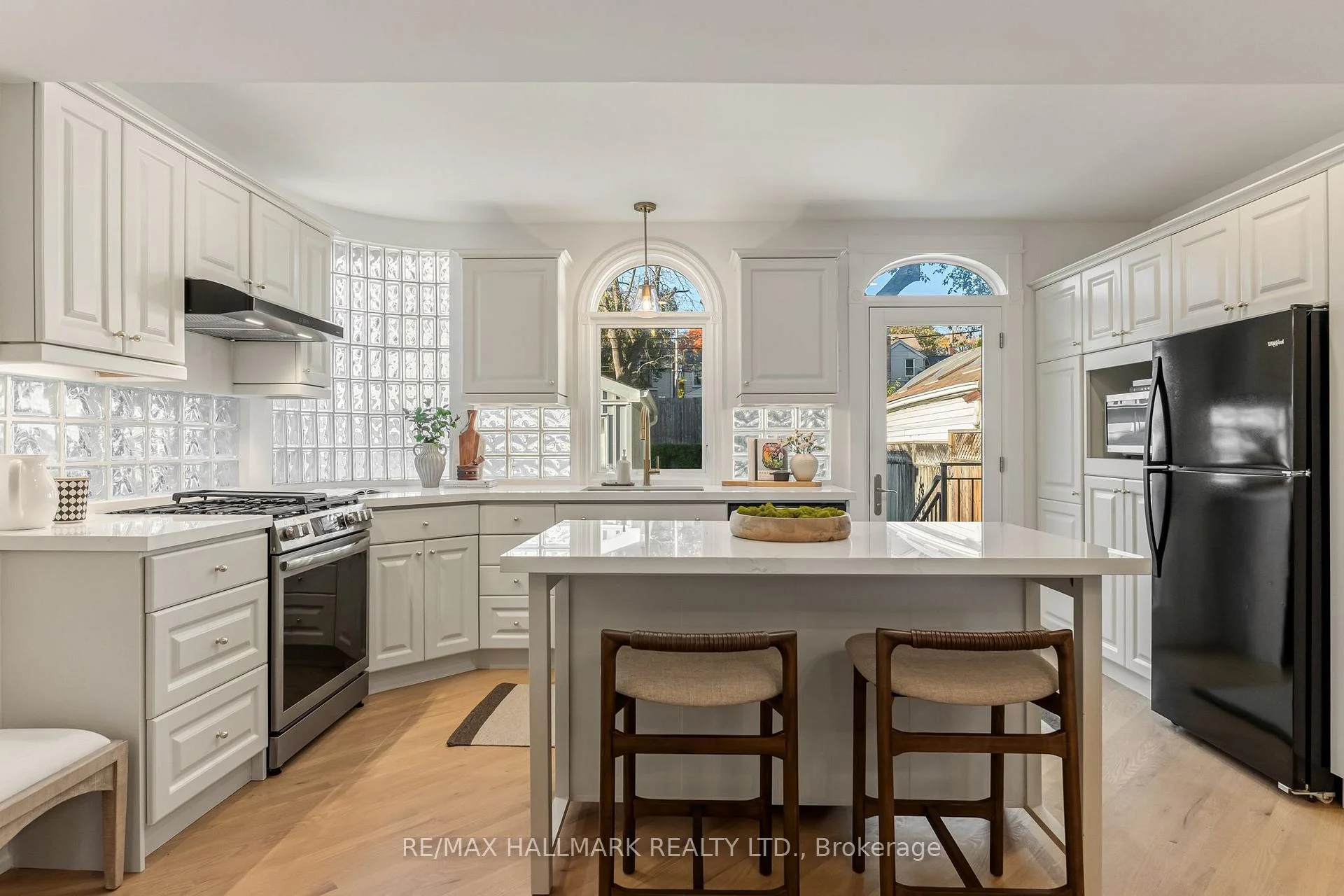 Photo 13 of 132 Duvernet Avenue, Toronto, East End-Danforth — HOMEH