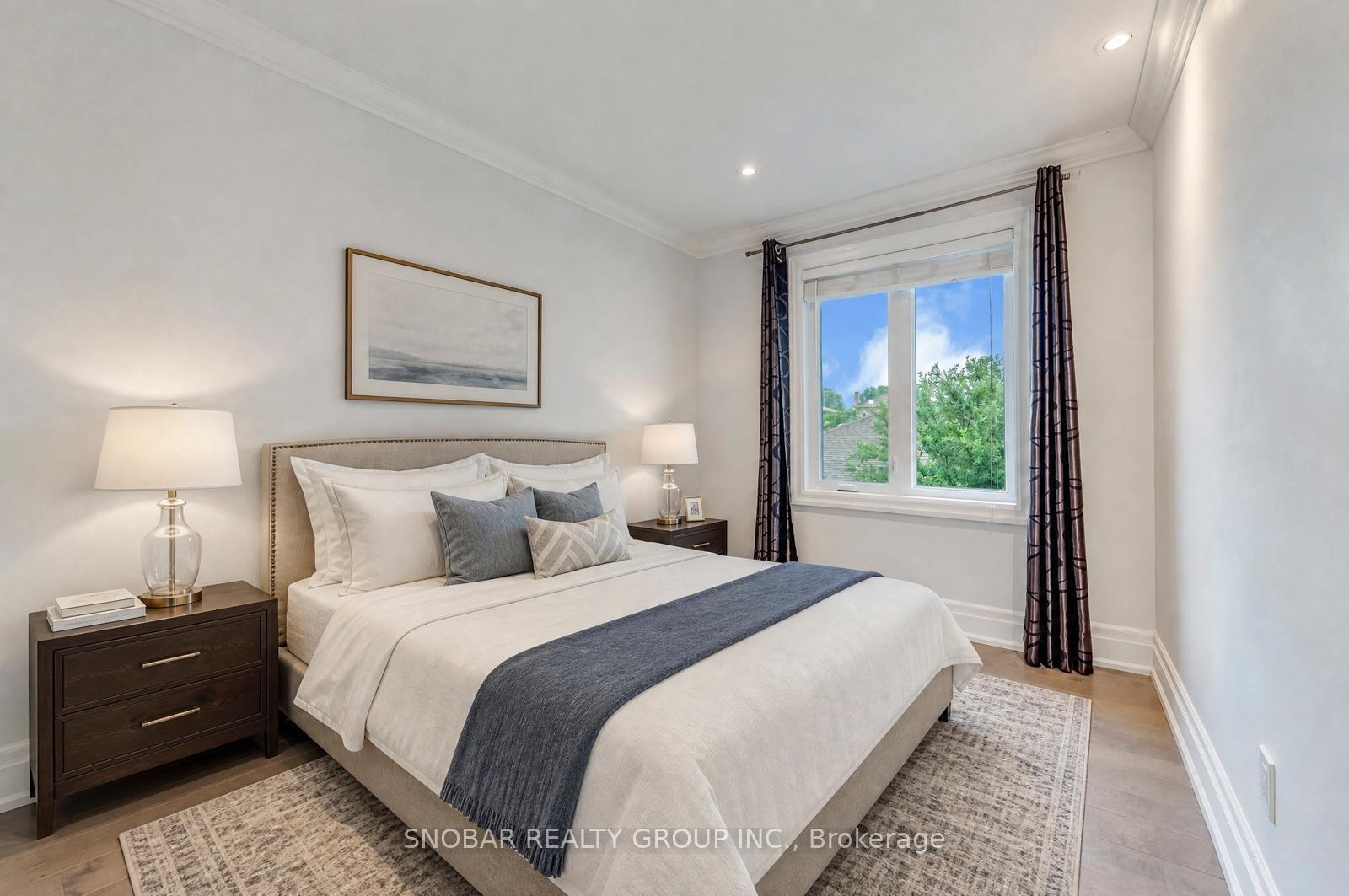 Photo 7 of 1 Aura Lea Boulevard, North York, Humberlea-Pelmo Park — HOMEH