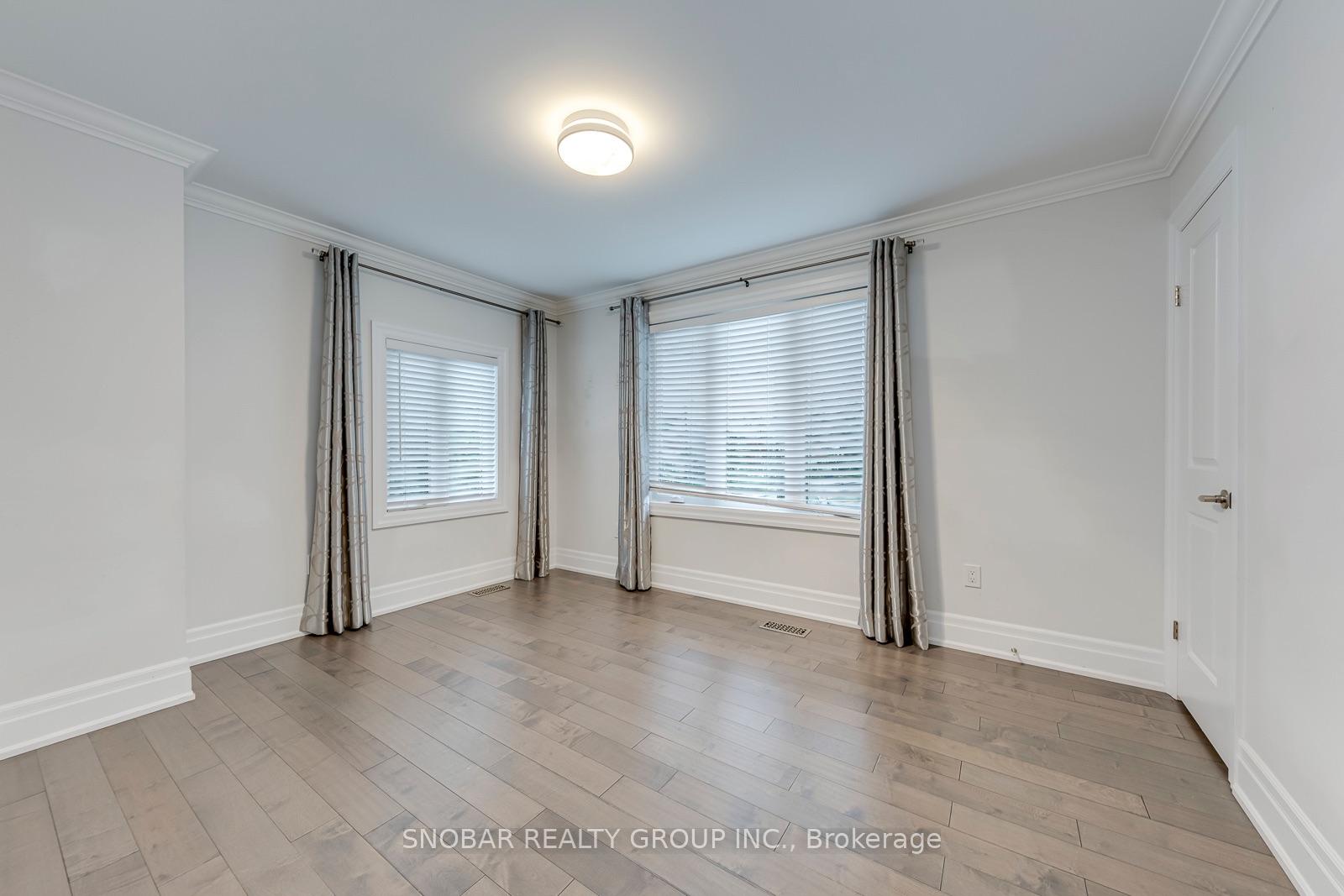 Photo 25 of 1 Aura Lea Boulevard, North York, Humberlea-Pelmo Park — HOMEH