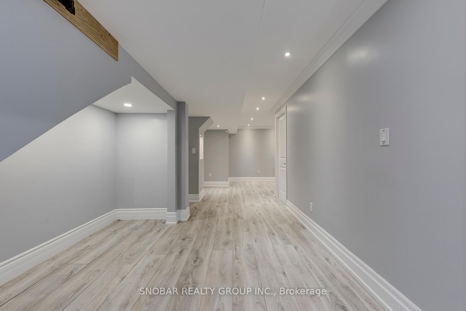 Photo 30 of 1 Aura Lea Boulevard, North York, Humberlea-Pelmo Park — HOMEH