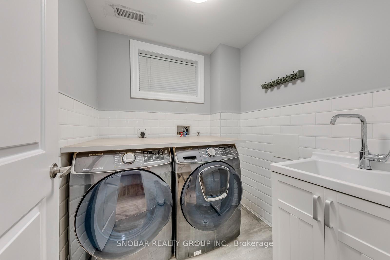 Photo 36 of 1 Aura Lea Boulevard, North York, Humberlea-Pelmo Park — HOMEH