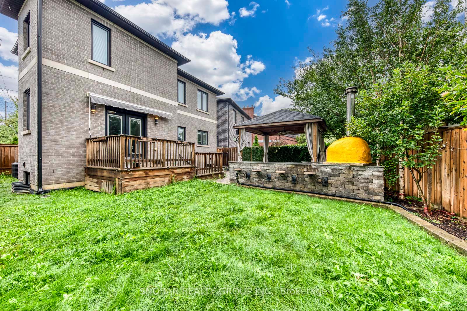 Photo 38 of 1 Aura Lea Boulevard, North York, Humberlea-Pelmo Park — HOMEH