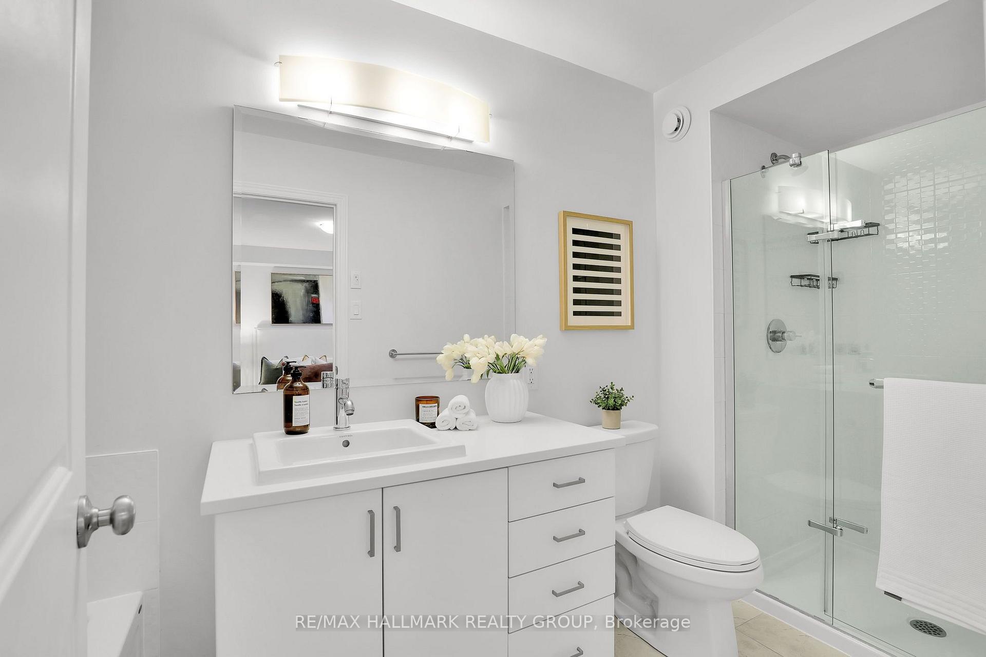 Photo 18 of 715 Capricorn Circle, Ottawa, Riverside South/Gloucester Glen — HOMEH