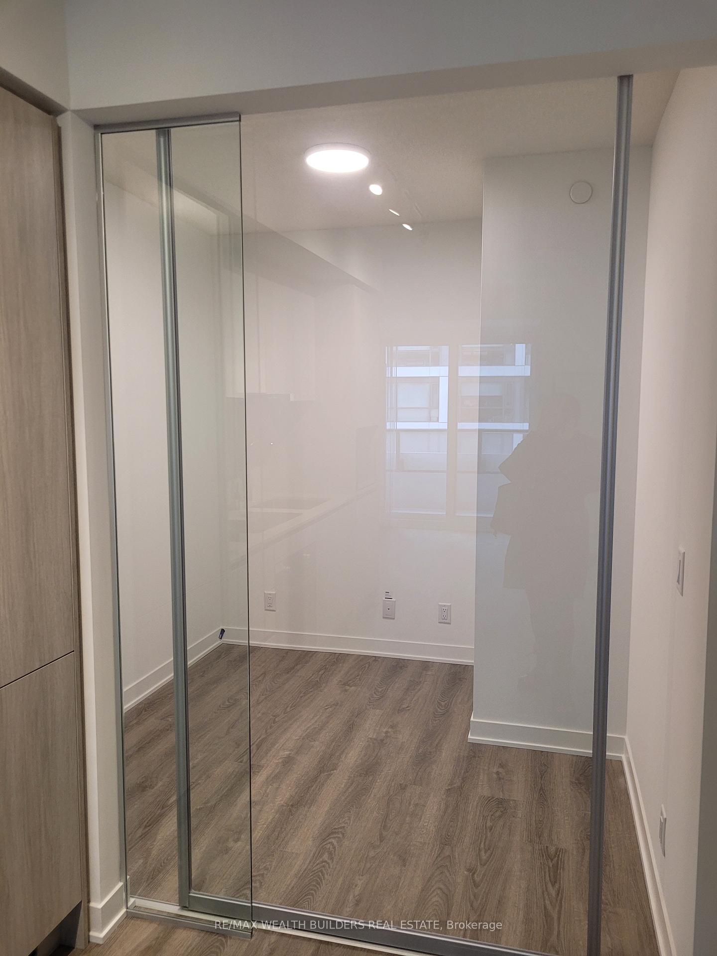 Photo 5 of Unit 610, 180 Front Street E, Toronto, Moss Park — HOMEH
