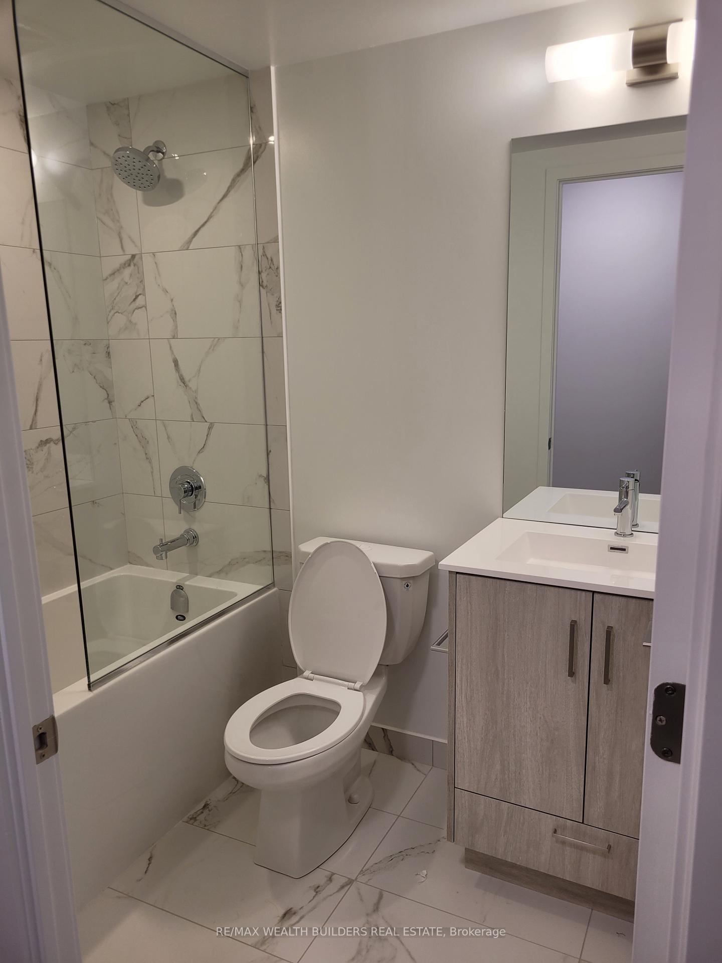 Photo 7 of Unit 610, 180 Front Street E, Toronto, Moss Park — HOMEH