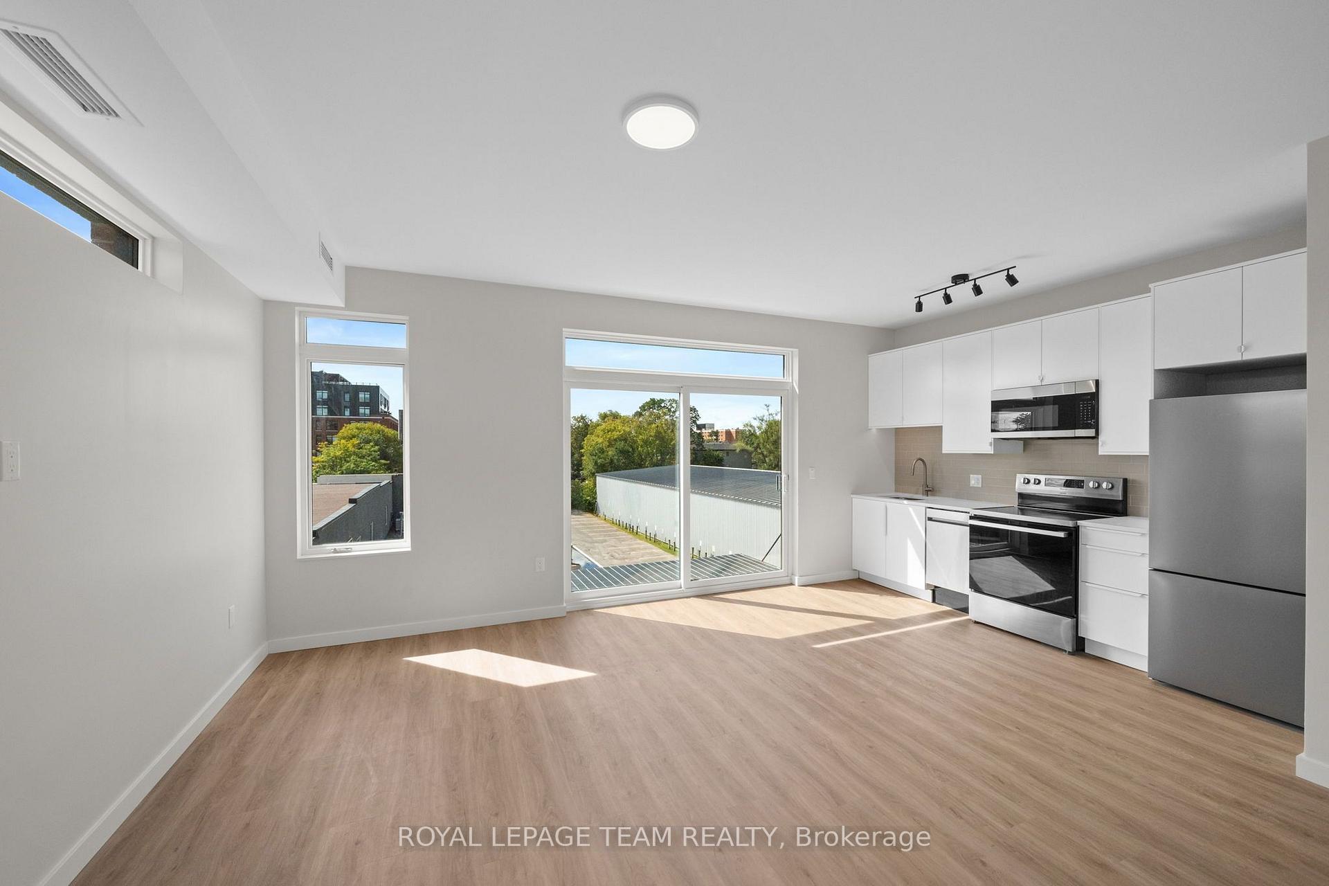 Photo 11 of Unit 202, 370 Athlone Avenue, Ottawa, Westboro South — HOMEH