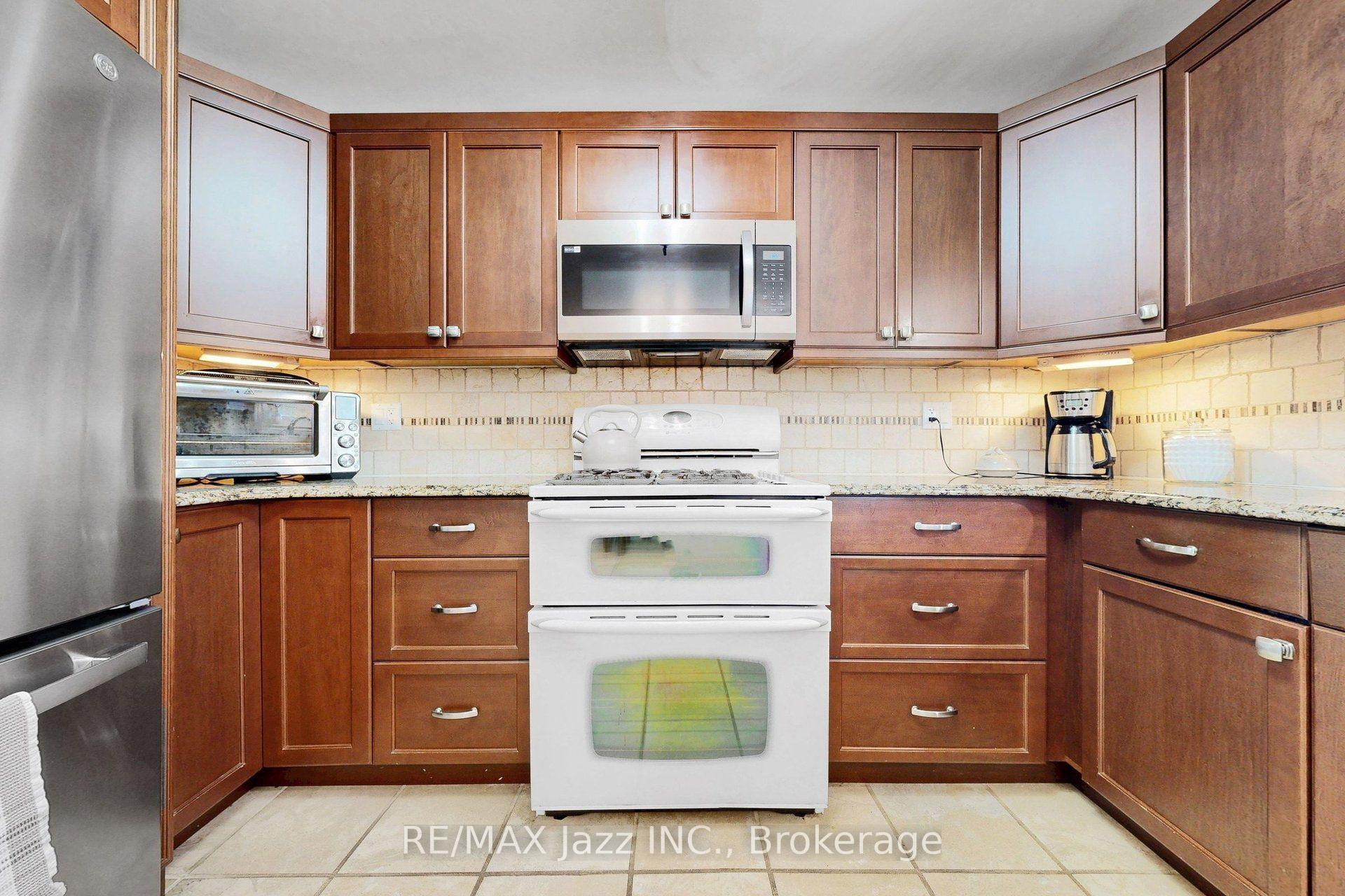 Photo 14 of 10 Trinity Crescent, Whitby, Pringle Creek — HOMEH