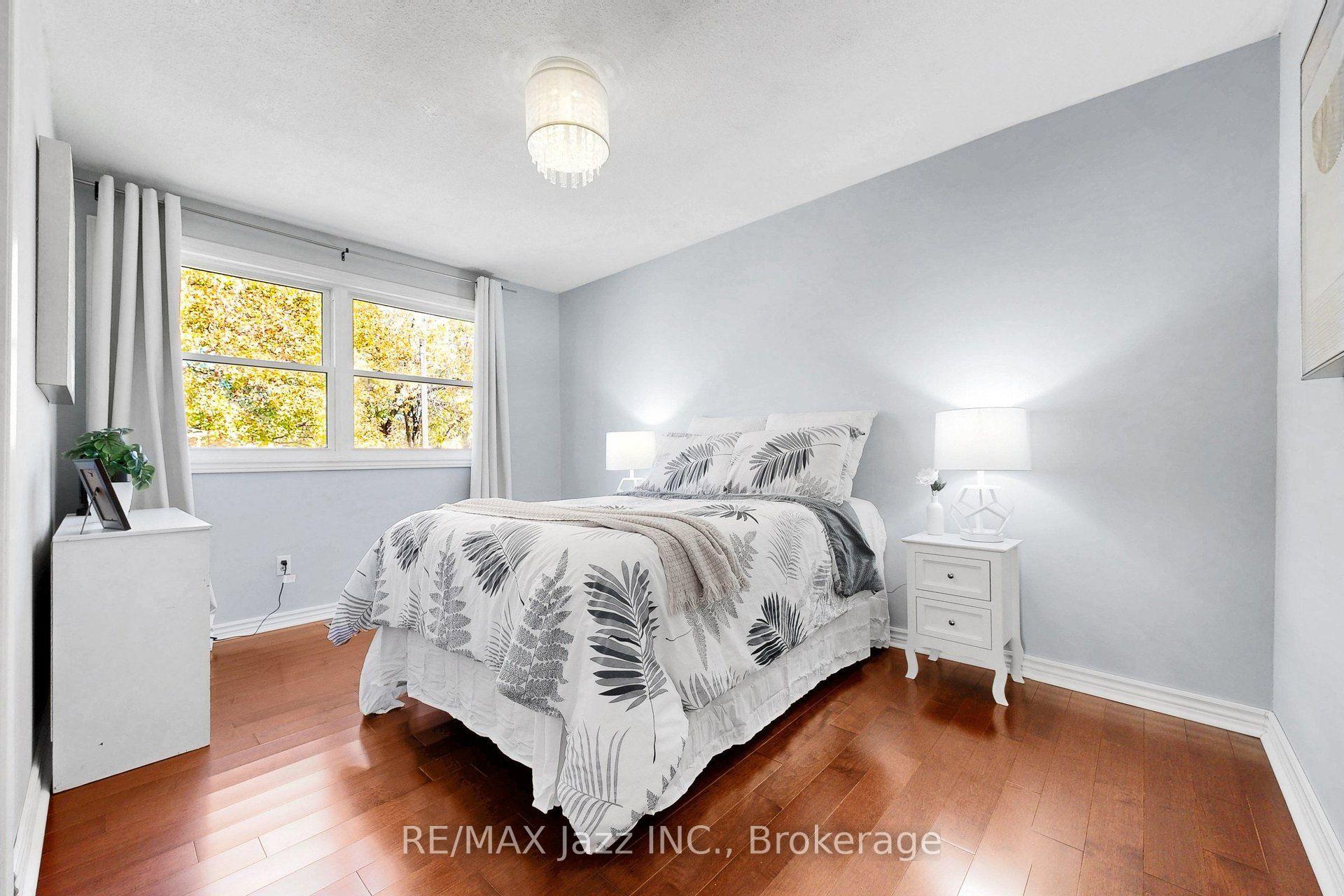 Photo 33 of 10 Trinity Crescent, Whitby, Pringle Creek — HOMEH