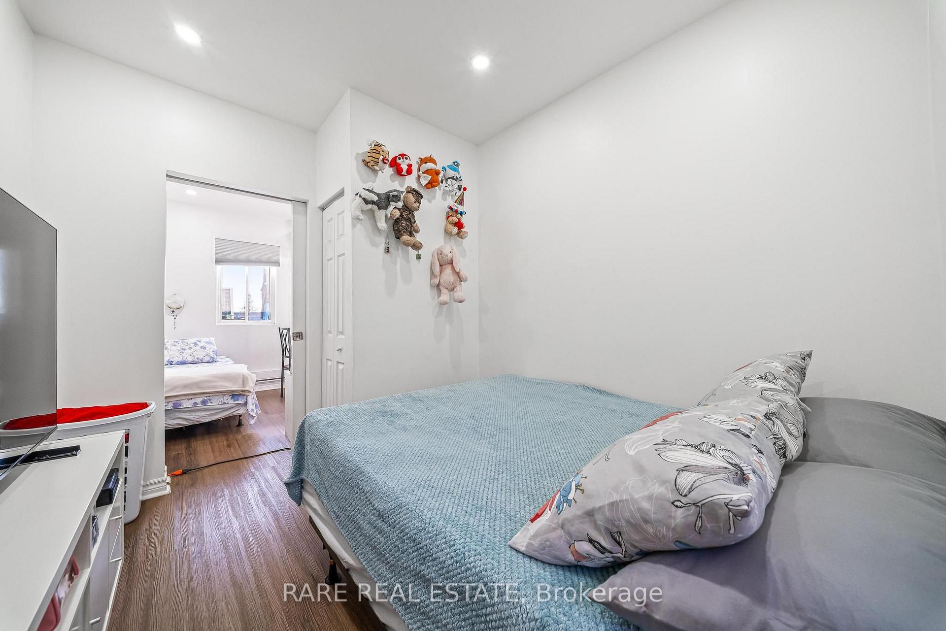Photo 7 of Unit 4, 167 Dynevor Road, Toronto, Caledonia-Fairbank — HOMEH