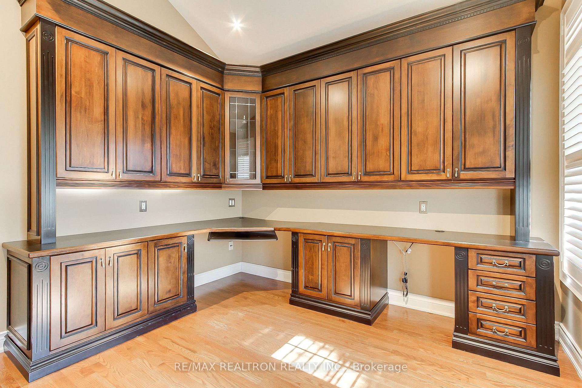 Photo 19 of 12 Victoria Wood Avenue, Markham, Greensborough — HOMEH