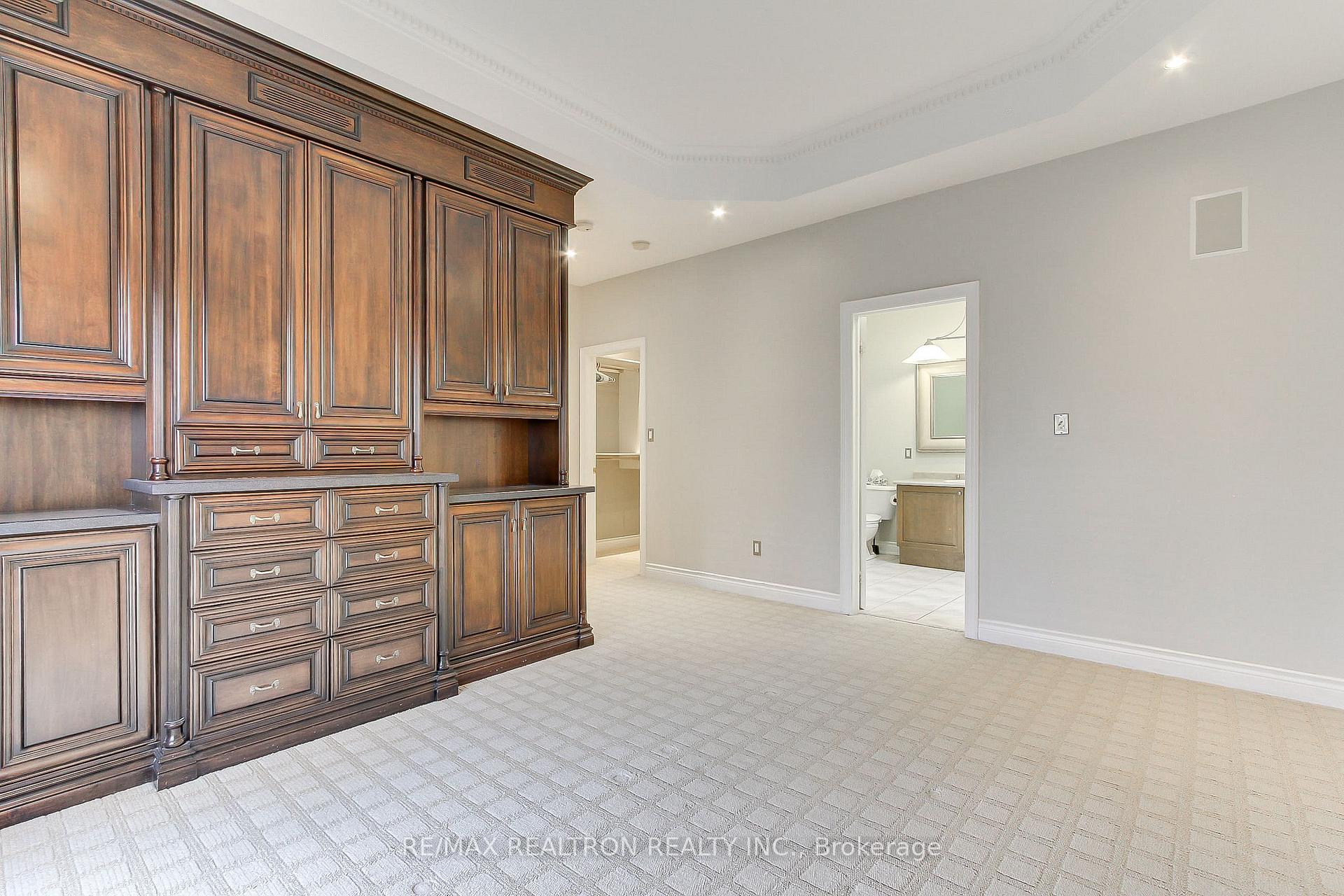 Photo 22 of 12 Victoria Wood Avenue, Markham, Greensborough — HOMEH