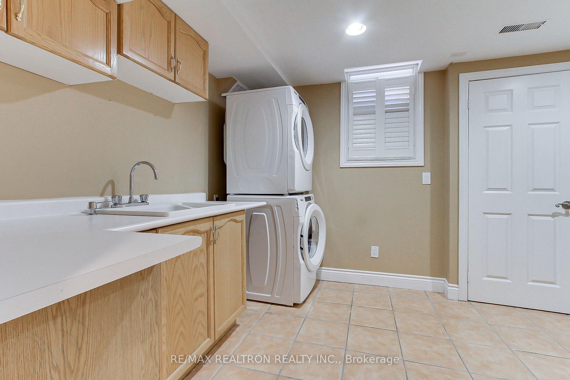 Photo 39 of 12 Victoria Wood Avenue, Markham, Greensborough — HOMEH