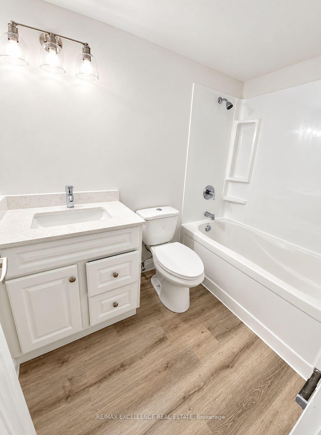 Photo 7 of Unit 505, 25 Kensington Road, Brampton, Queen Street Corridor — HOMEH