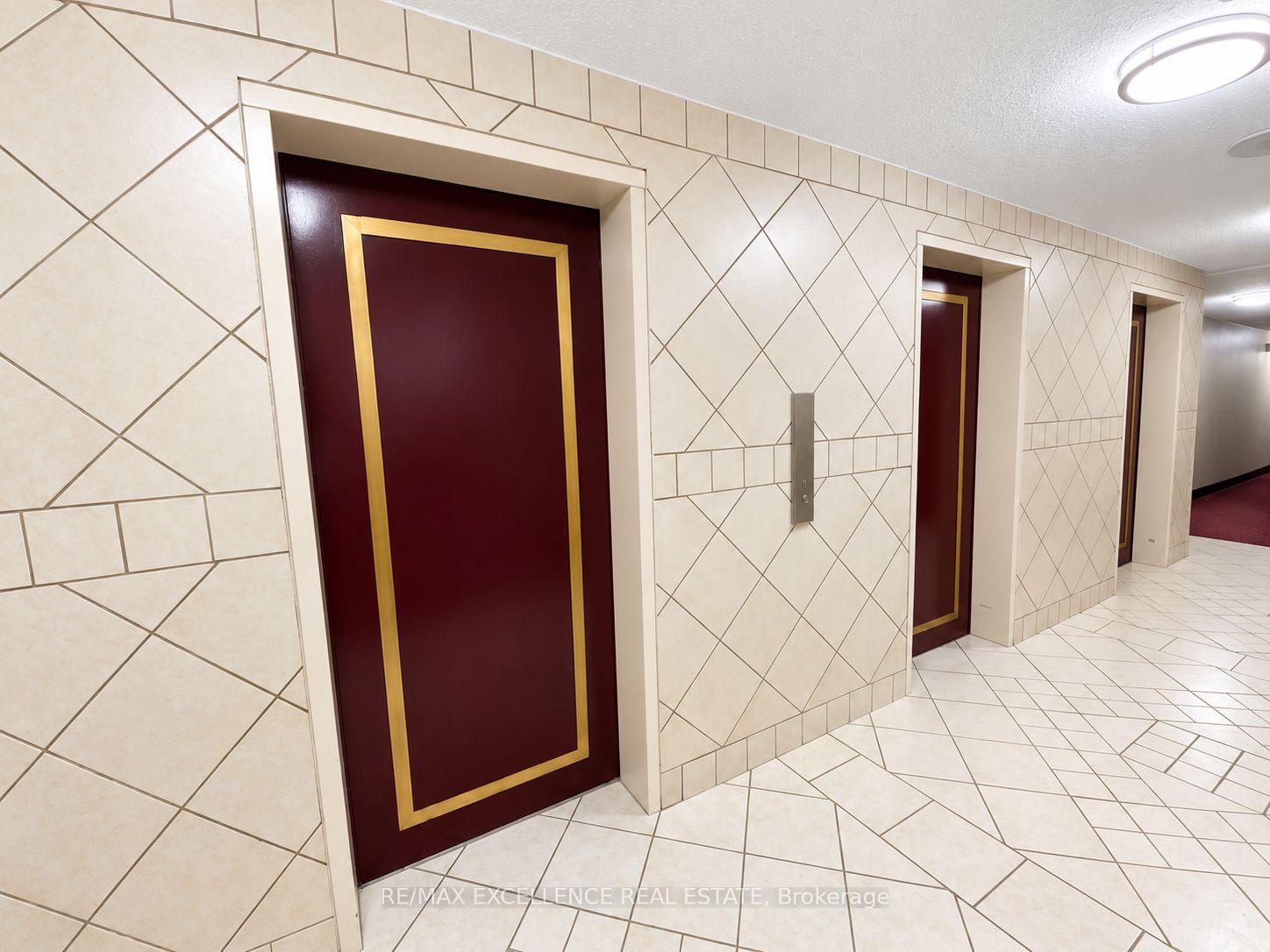 Photo 11 of Unit 505, 25 Kensington Road, Brampton, Queen Street Corridor — HOMEH
