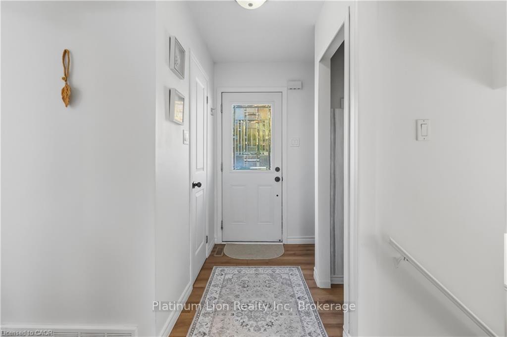 Photo 6 of 24 Jasper Street, Brantford, Brantwood Park — HOMEH