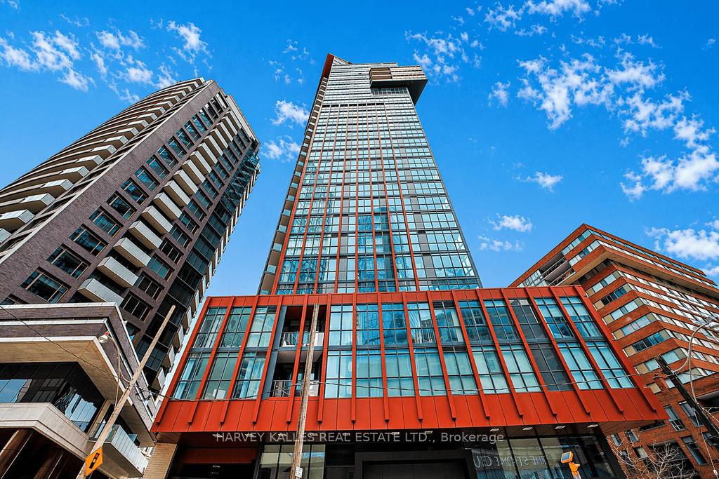 Photo 2 of Unit 2603, 32 Davenport Road, Toronto, The Annex — HOMEH