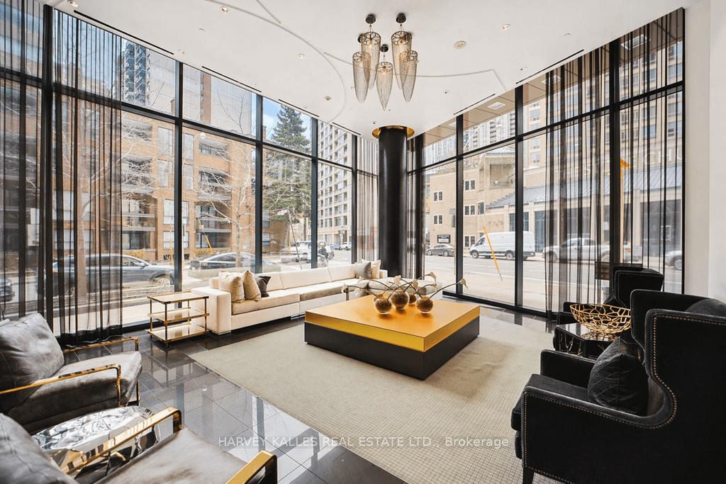 Photo 6 of Unit 2603, 32 Davenport Road, Toronto, The Annex — HOMEH