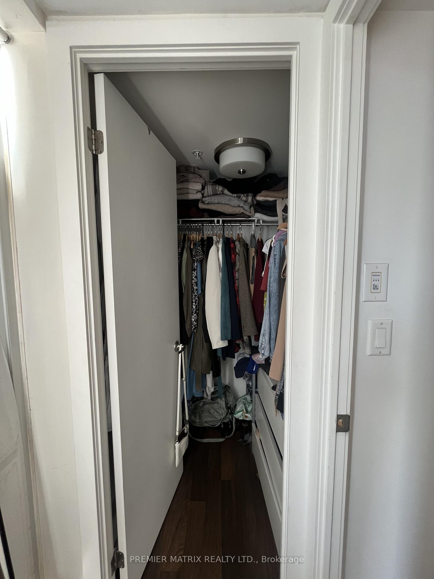 Photo 10 of Unit 1212, 20 Joe Shuster Way, Toronto, Niagara — HOMEH