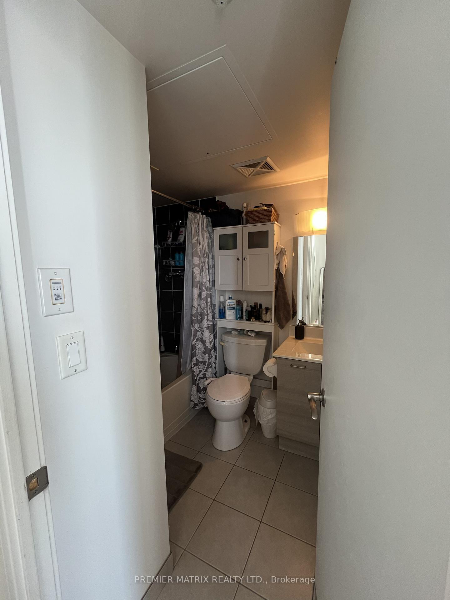 Photo 11 of Unit 1212, 20 Joe Shuster Way, Toronto, Niagara — HOMEH